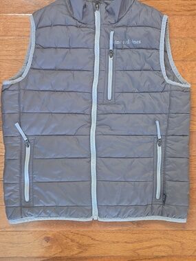 Vineyard Vines Kids Light Gray Quilted Puffer Vest